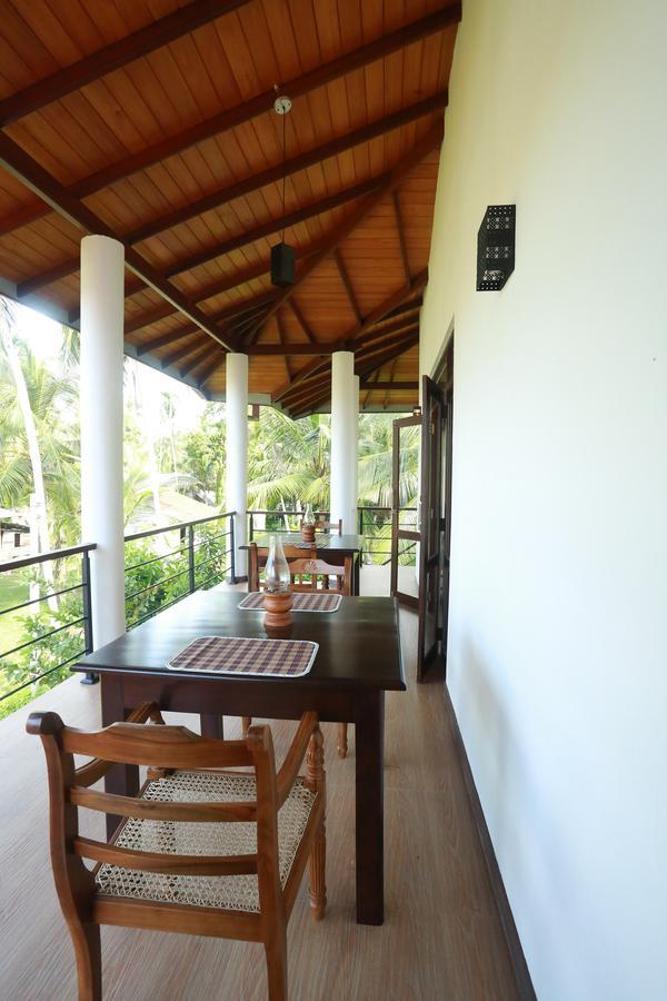 River Breeze Villa Bentota Exterior photo